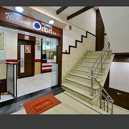 Hotel Orbit 34 Chandīgarh Esterno foto