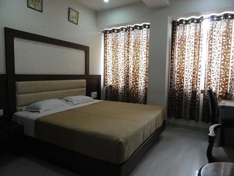 Hotel Orbit 34 Chandīgarh Esterno foto